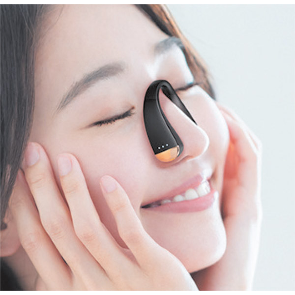 NIPLUX　Qnose 鼻専用EMS美顔器