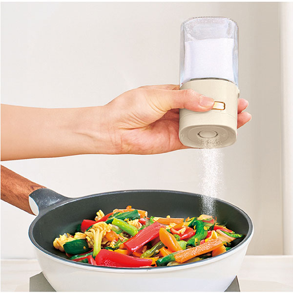 プッシュで定量 調味料ボトル